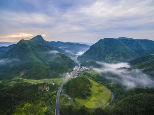 上海周边1000米海拔的地方