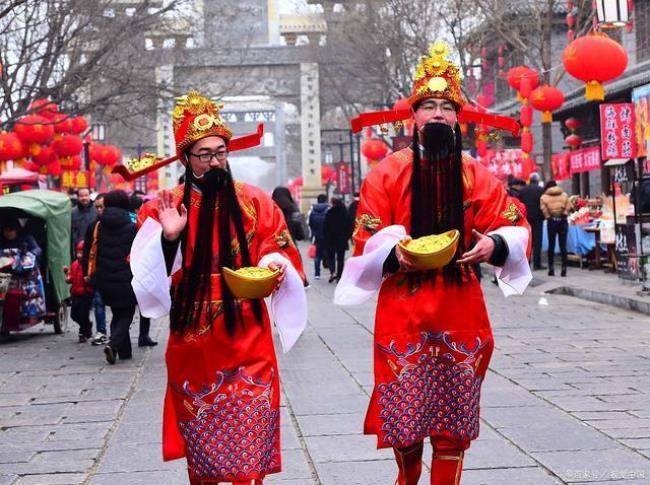 正月初五怎么接财神