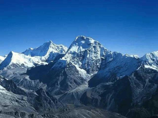 喜马拉雅山最高峰是多少米