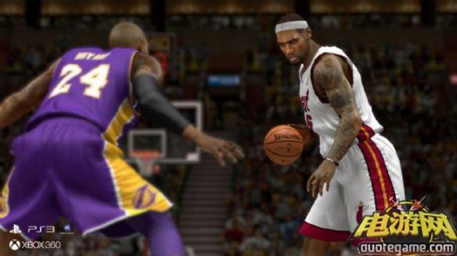 nba2k14怎么做出球星的专属上篮动作