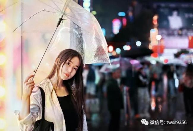 下雨天的思念原唱完整版