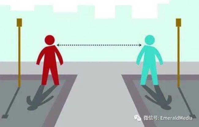 七岁男孩该跟妈妈保持距离吗