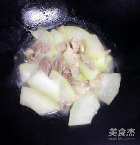 冬瓜水煮肉片简单做法