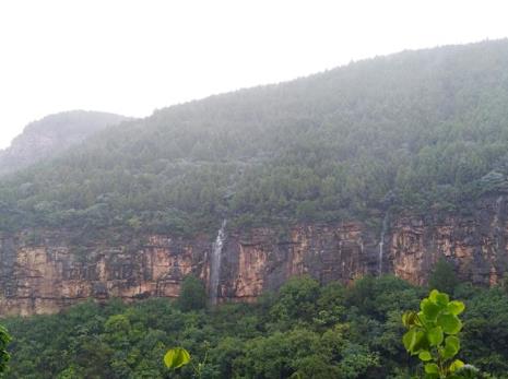 济南龙洞佛峪风景区停车方便吗