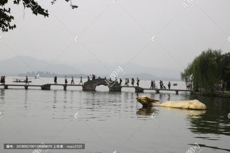 杭州西湖断桥建成时间还有特点