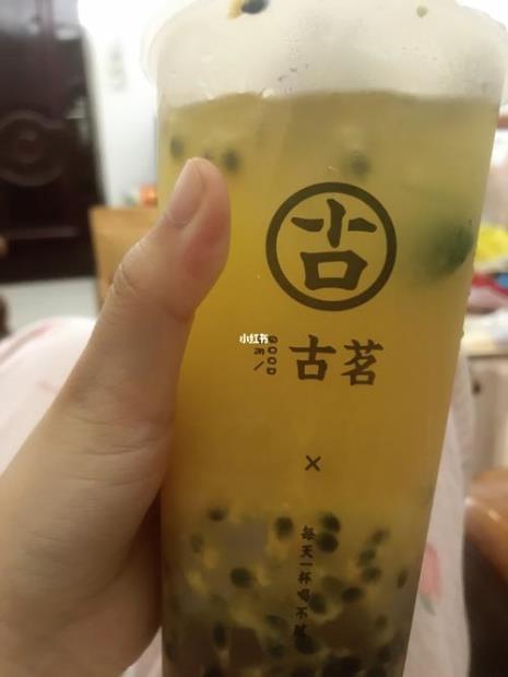 古茗百香果中杯和大杯区别