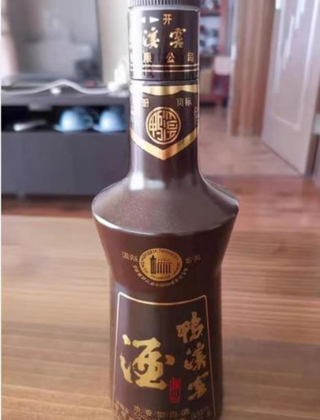 买酒的近义词有哪些