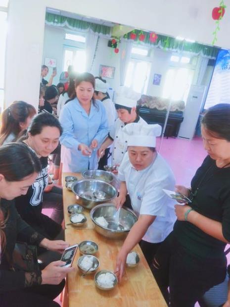 保育员餐前介绍菜谱范例