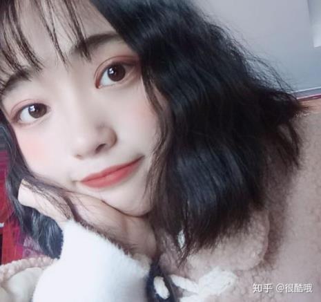 女孩发嘻嘻是什么意思