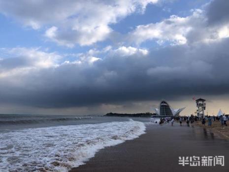 青岛黄金海滩还是第一海水浴场