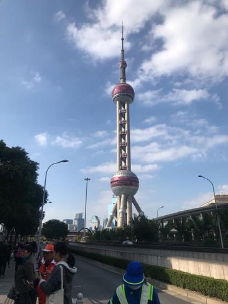 东方明珠属塔于什么类型建筑