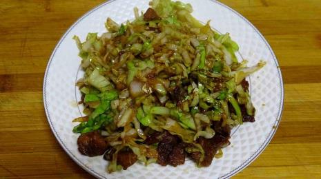 甘蓝油菜炒肉做法