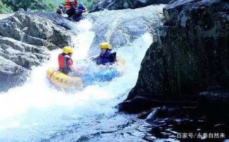 犀溪漂流跟天门山漂流哪个好玩