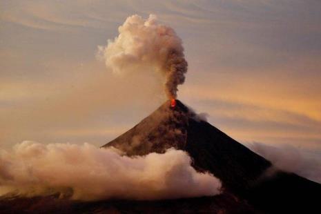 全球最大最高的火山是哪个