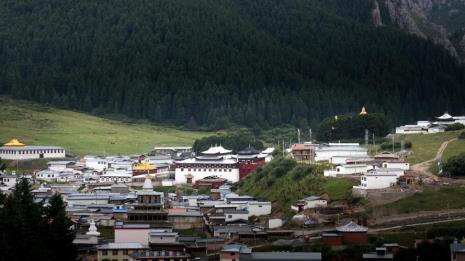 拉卜楞寺在哪里