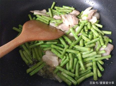 挂豆角炒肉