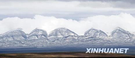 中国海拔七千米的雪山