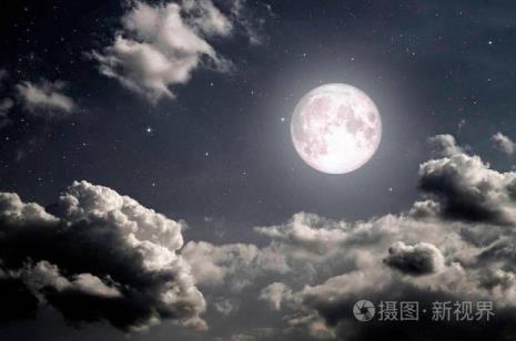 夜晚的星星和月亮是什么颜色的