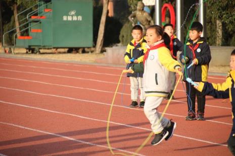 适合小学生课前做的游戏有哪些