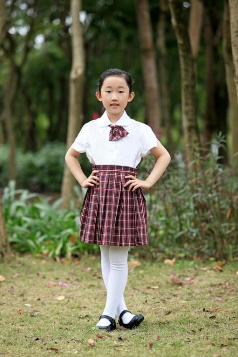 为什么小学校服有裙子