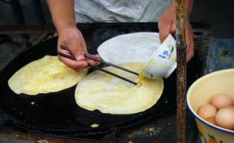 学鸡蛋灌饼技术要多少学费