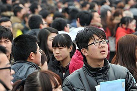 初中生分流到技校和上大学区别