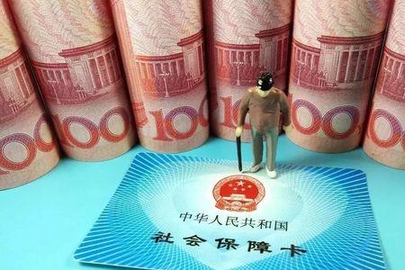 个人交医保低档和高档哪个划算