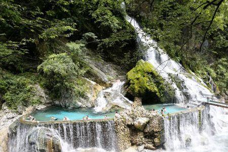 螺髻山温泉泳衣哪里买