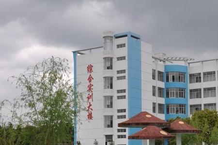 江西建设工程学校现在多少人