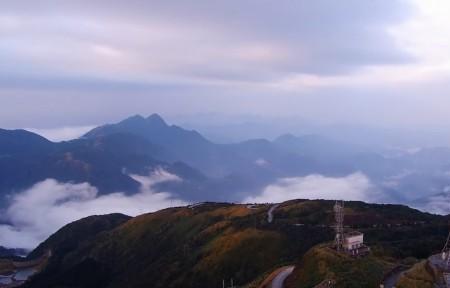 信宜石九岭山脉海拔有多高