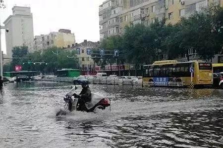 想永远沉浸在暴雨中什么意思