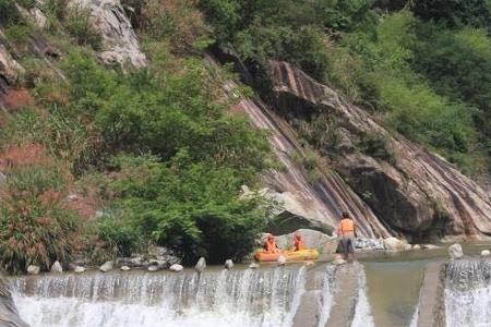 天景山漂流和霍山漂流哪个好玩