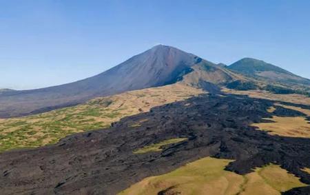 最细的火山灰最多能上升到几米