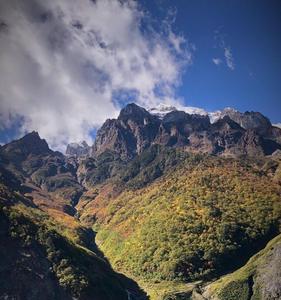 一山藏六教的风景名山是