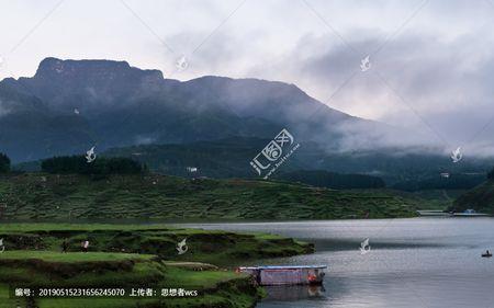 瓦屋山雅女湖最佳钓鱼地点