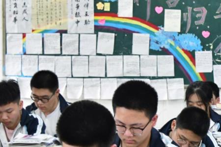 中学阶段就是初中阶段对吗