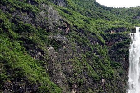 巫山当阳大峡谷夏天凉快吗