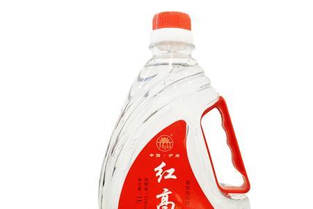 1L水和1L白酒谁重