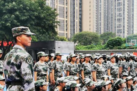 职校军训可以带手机吗