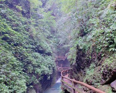 蓥华山与青城山是同一座山