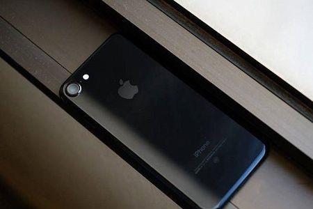 Apple7不锈钢那个颜色耐刮花