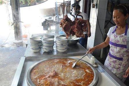 食堂大锅饸饹做法