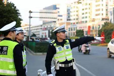 交警警号字母开头