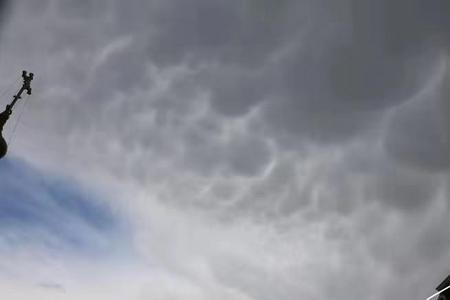 雷雨天气发生在什么云层