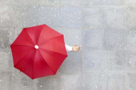 雷雨季节几月份结束