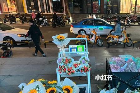 摆摊卖花怎么才能吸引顾客