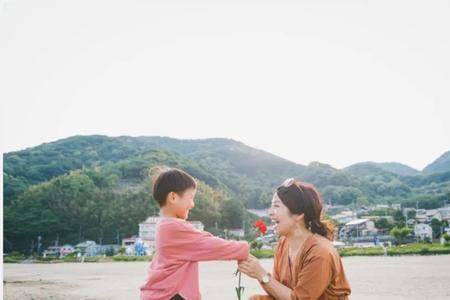 孩子定制妈妈照片文案