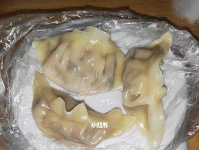 酸菜饺子热量