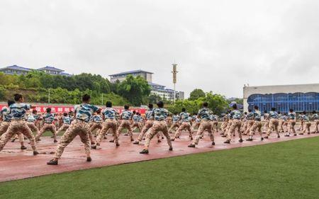 湖北民族大学研究生有军训吗