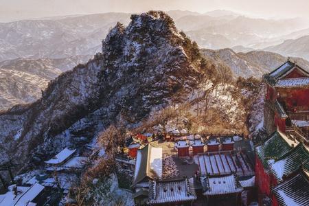 武当山和少林寺哪个好玩